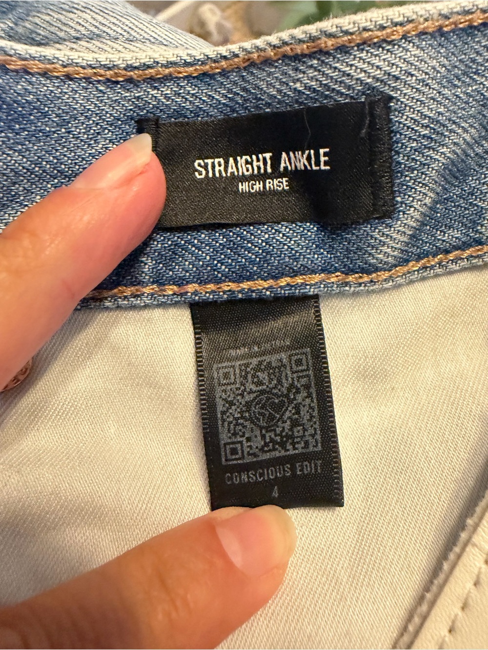 EXPRESS Straight Ankle High Rise Ripped Jeans - Picture 8 of 9